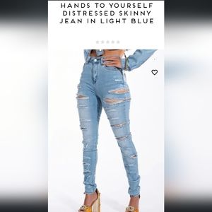 Distressed skinny jeans